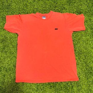 Vintage Nike Embroidered Essential Tee Sz Large (23x28.5)